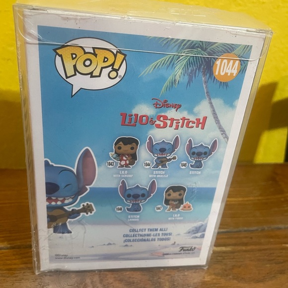 Funko Pop - Stitch With Ukulele #1044 [Diamond Collection] [Entertainment Earth] - Picture 6 of 7